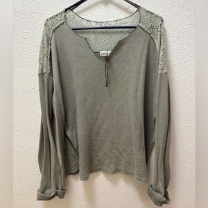 Knox Rose Sage Long Sleeve Top with Lace Accents